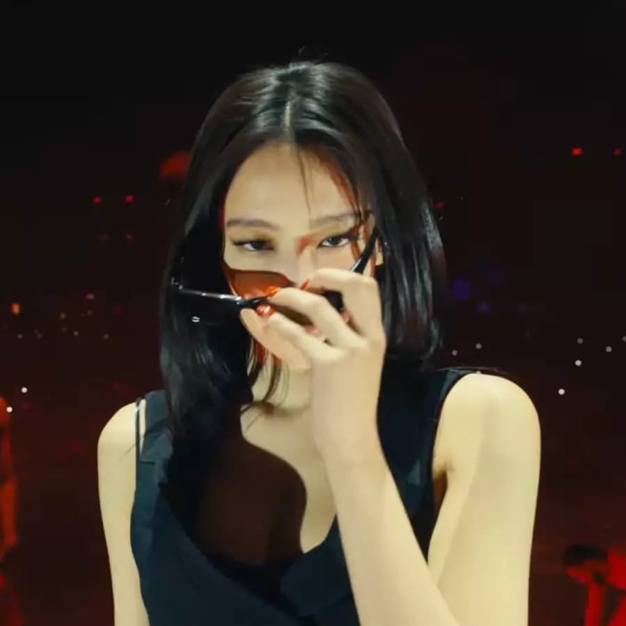 Jennie thumbnail