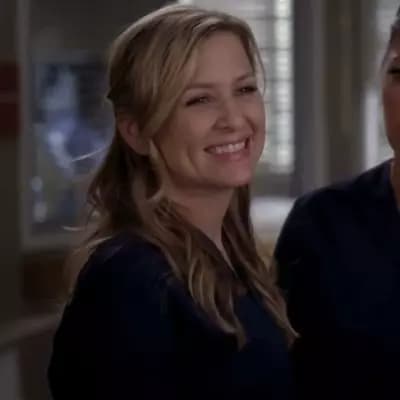 Arizona Robbins thumbnail