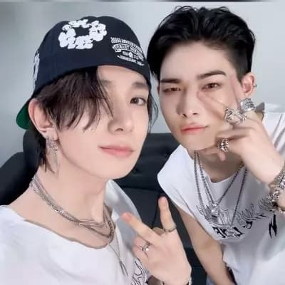 Heeseung and Ni-ki thumbnail