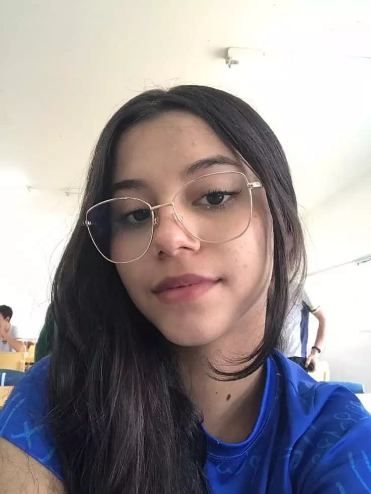 Julia (melhor amiga nerd) thumbnail