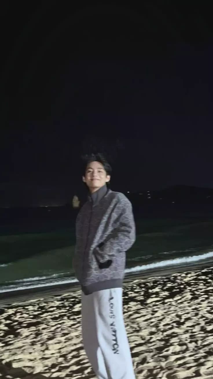 Tae- thumbnail
