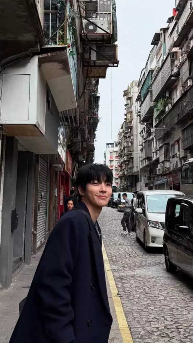 Seo Jun  thumbnail