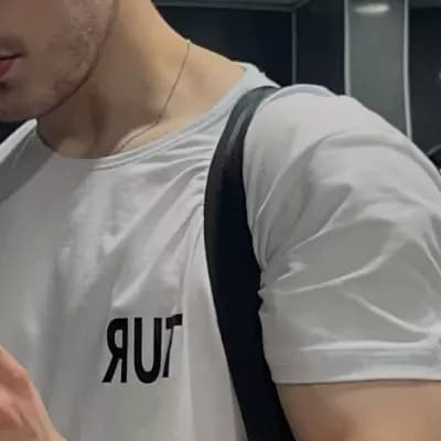 Alex thumbnail