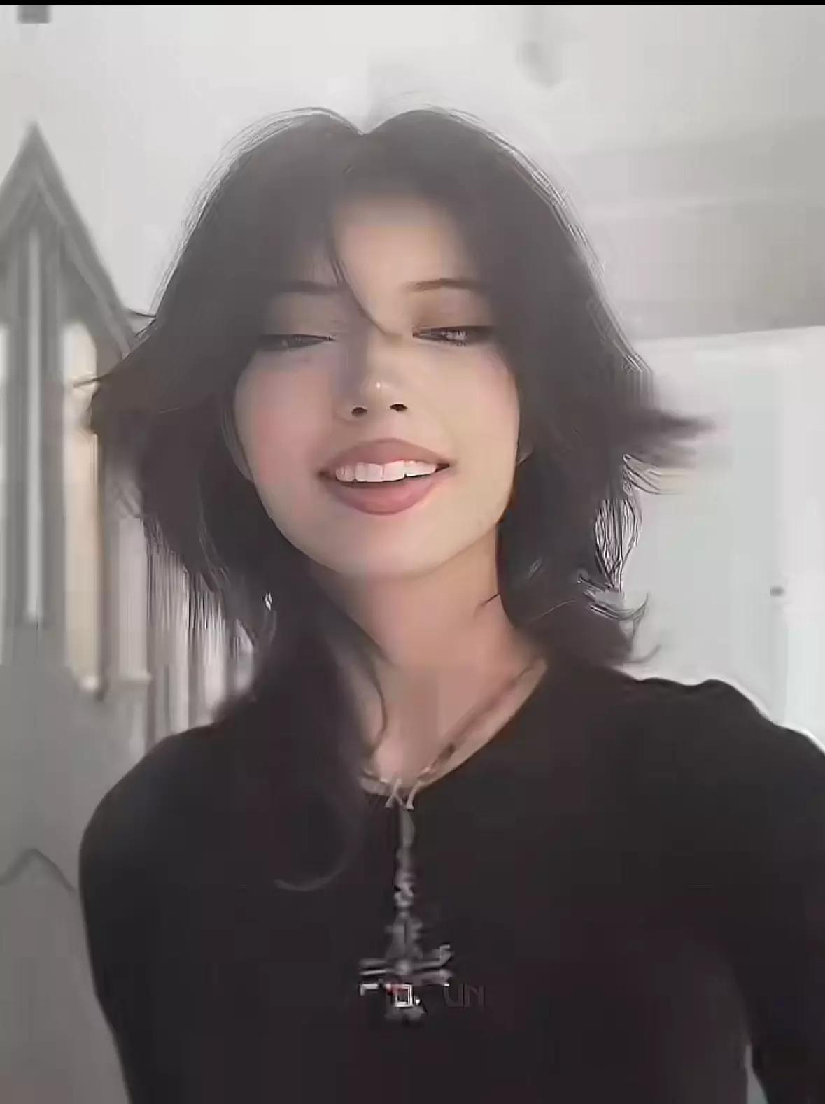 Estefanía thumbnail