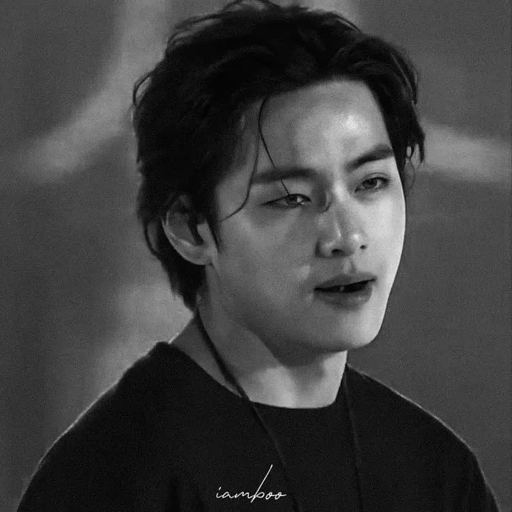 Kim Taehyung thumbnail
