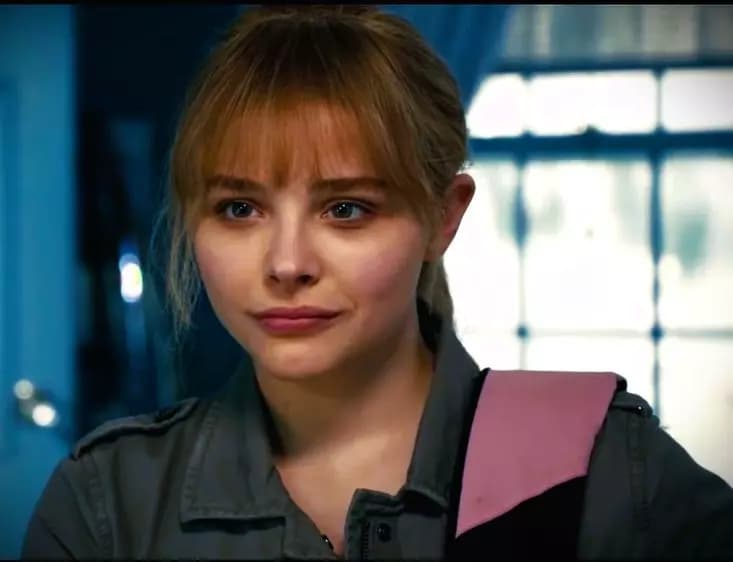 Mindy macready alias hitgirl thumbnail