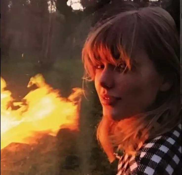 taylor swift thumbnail