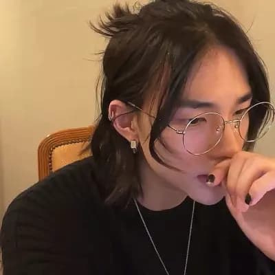 Hwang Hyunjin thumbnail