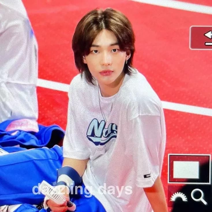 Hyunjin thumbnail