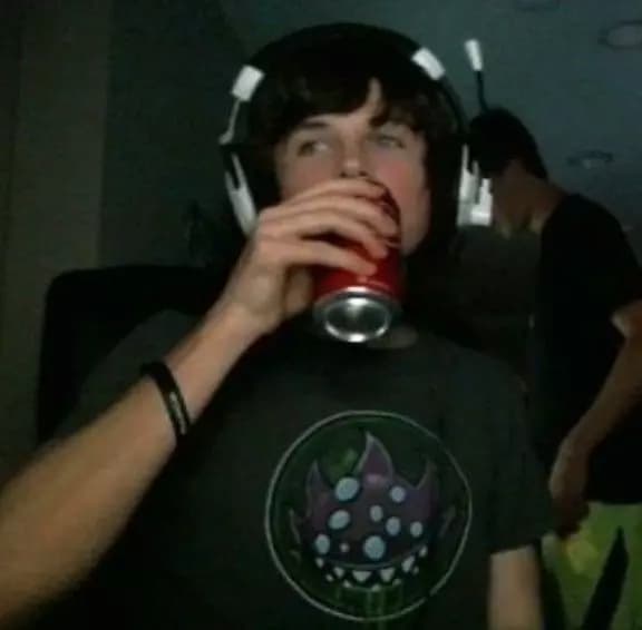 Chandler Riggs  thumbnail