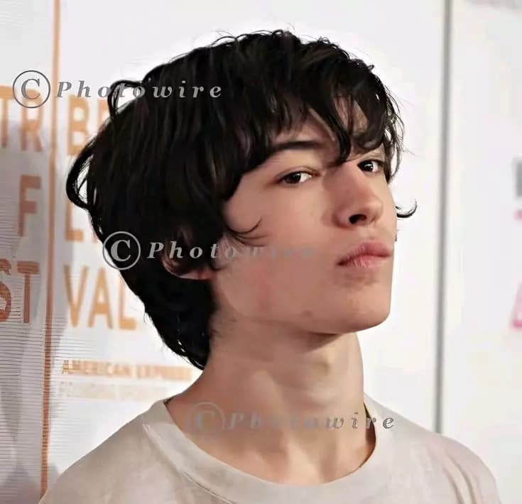 Ezra Miller thumbnail