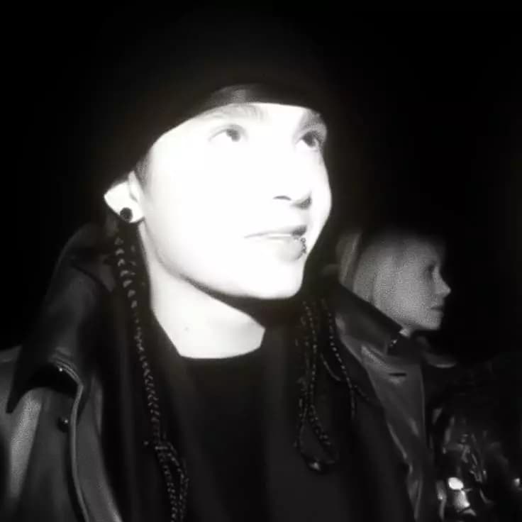 Tom kaulitz thumbnail