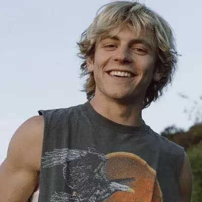 Ross Lynch thumbnail