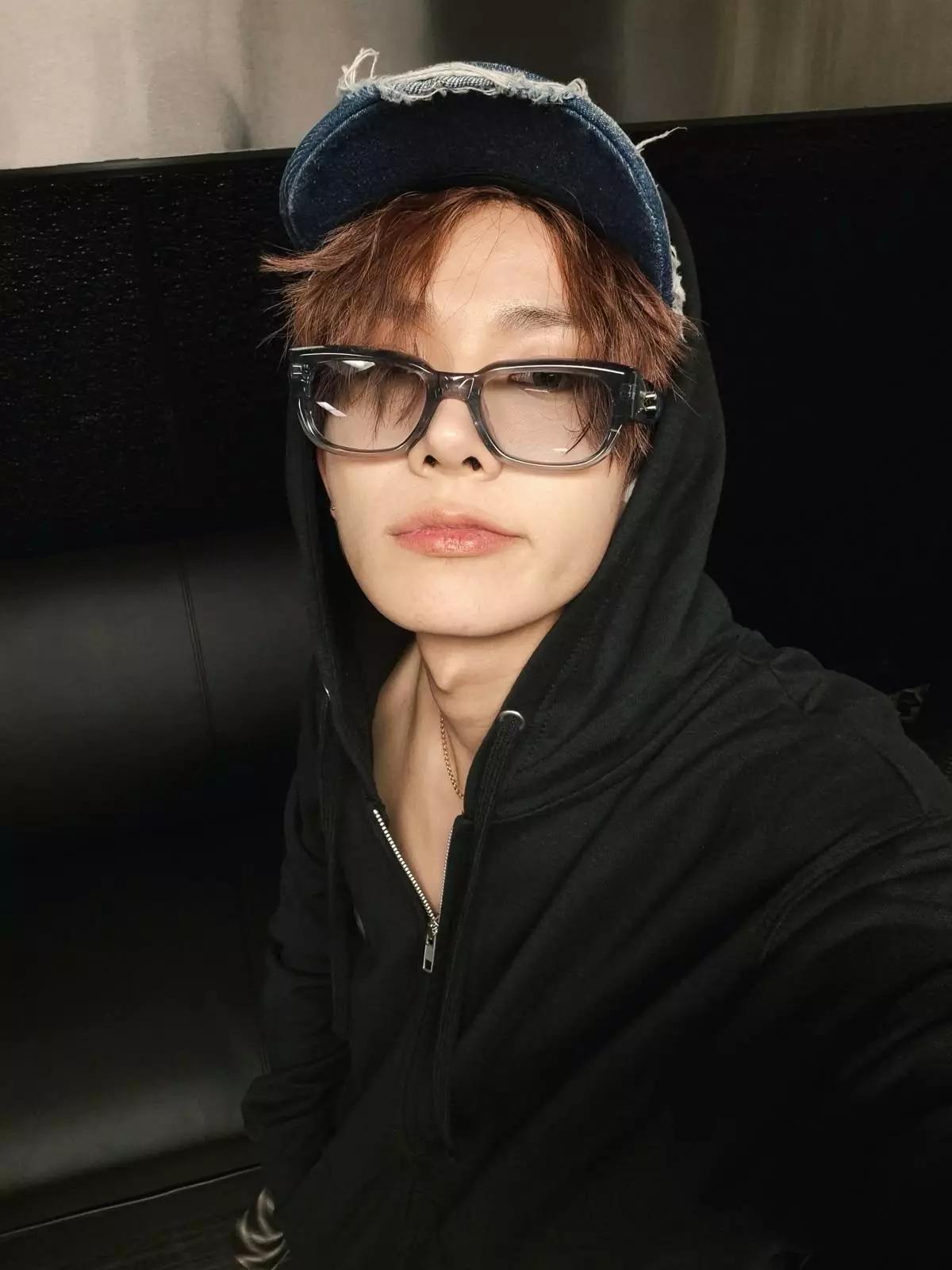 Lee heeseung  thumbnail