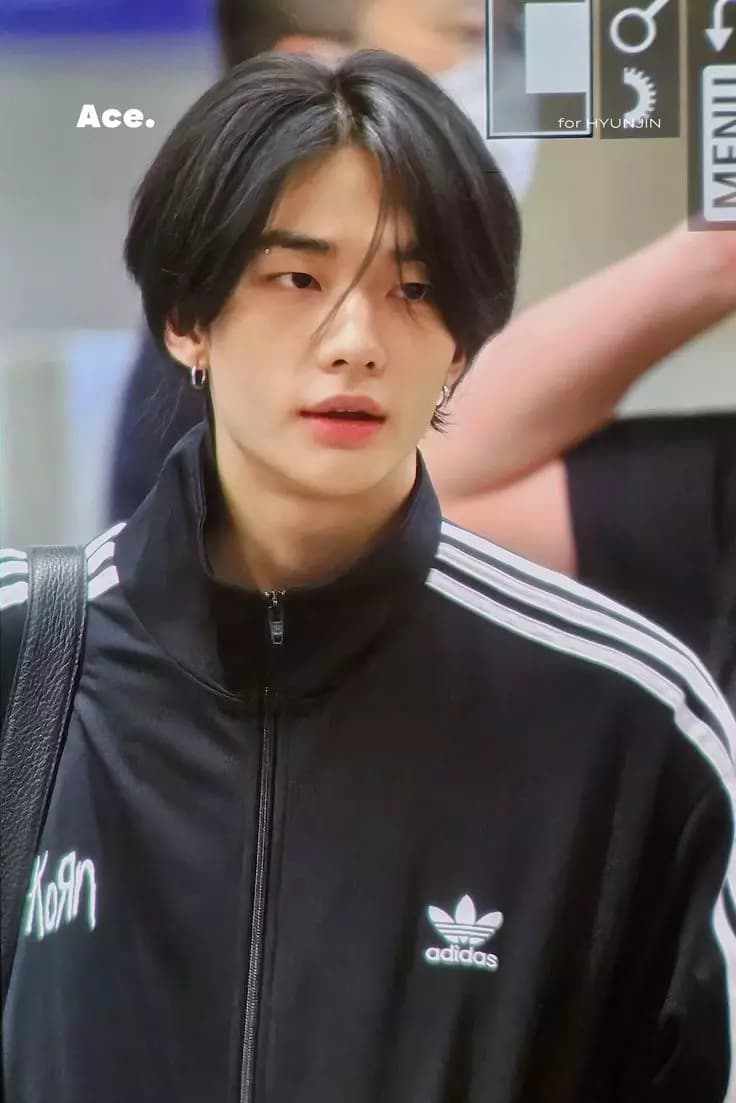Hwang hyunjin thumbnail