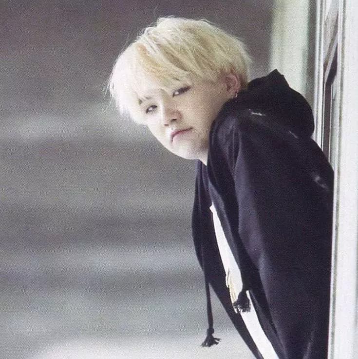 Yoongi  thumbnail