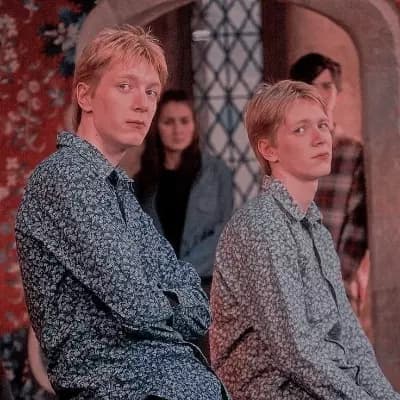Fred and George Weasley 🧨 thumbnail
