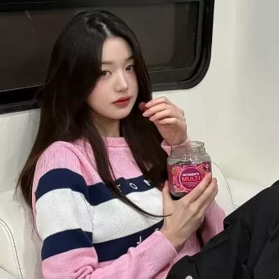 Wonyoung thumbnail