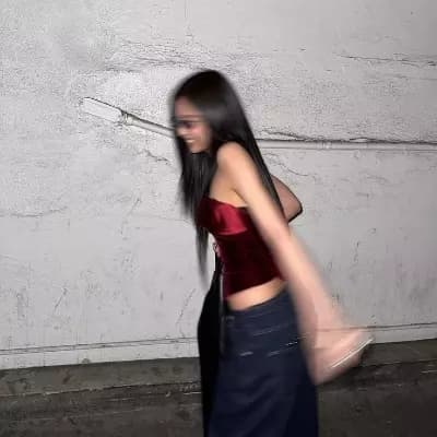 Jennie thumbnail