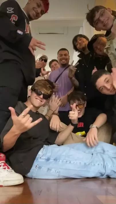 Criative squad 4 thumbnail