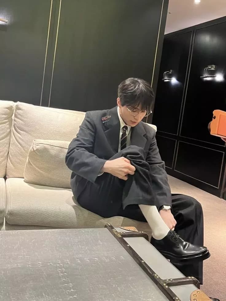 Lee dong wook thumbnail