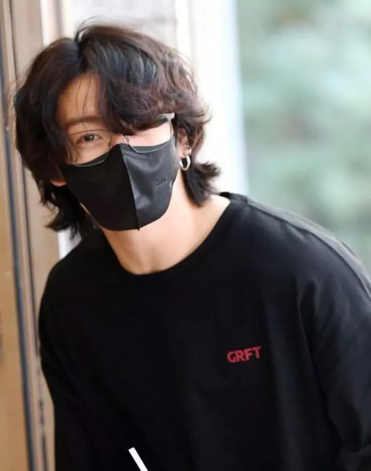 Jeon Jungkook thumbnail