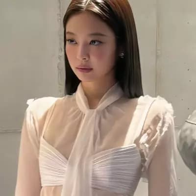 Jennie thumbnail