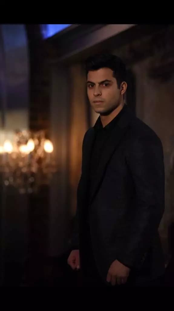 Raphael Santiago Shadow Hunters Rafael Shadows Hunters thumbnail