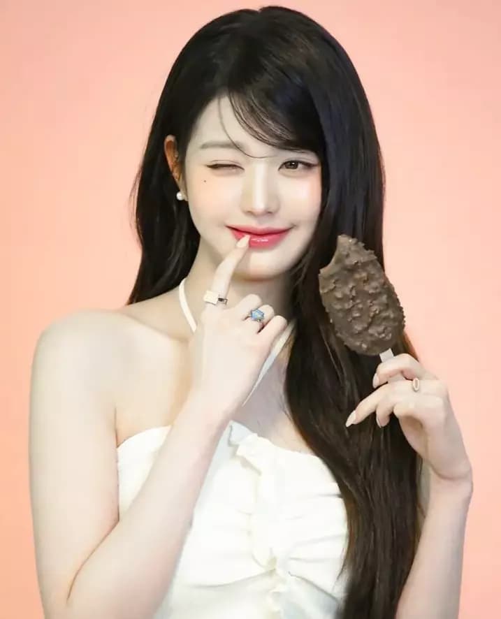 Jang wonyoung thumbnail