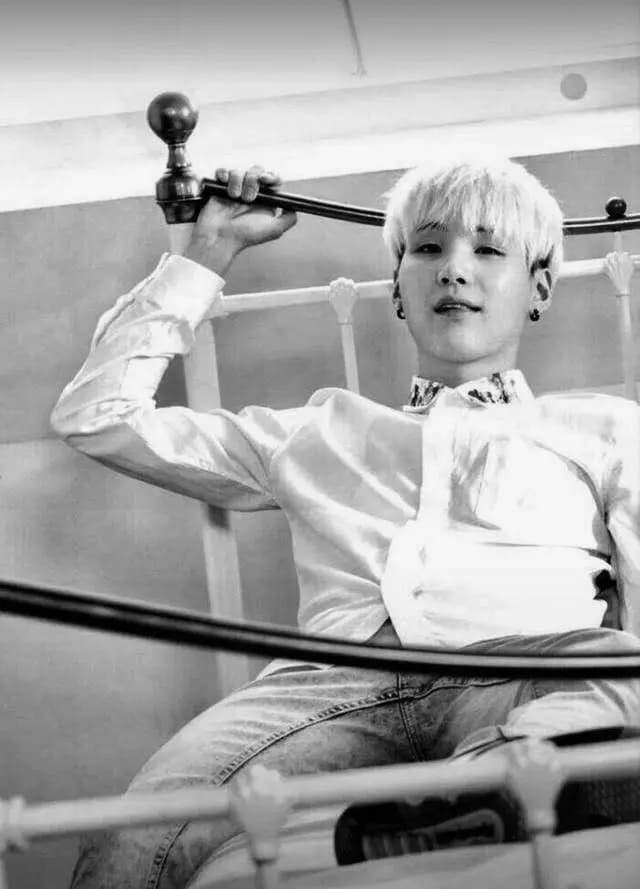 Min yoongi  thumbnail