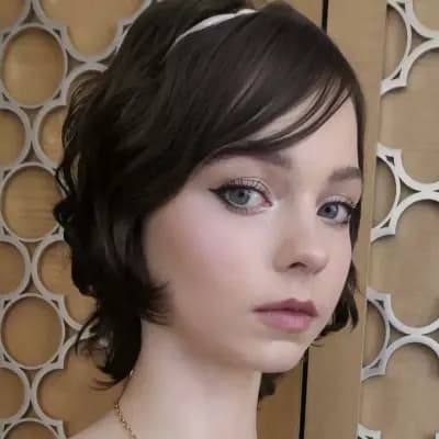 Emma Myers thumbnail