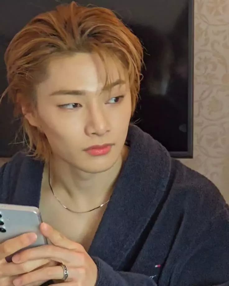 Jeongin ou I.N thumbnail