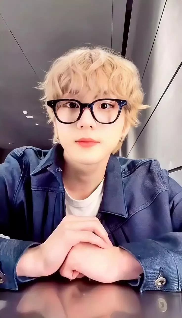 JUNGWON  thumbnail