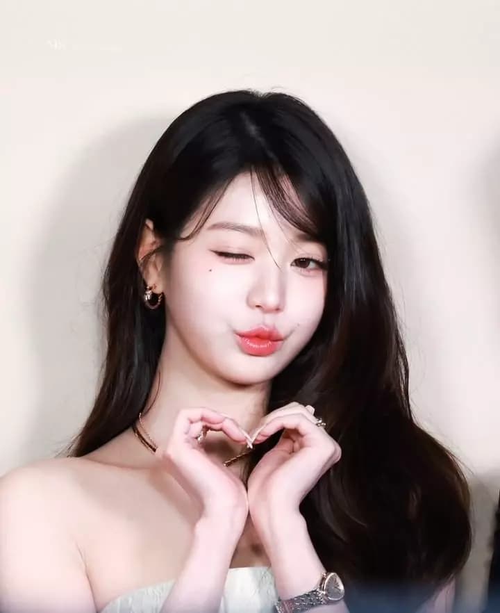 Jang wonyoung thumbnail