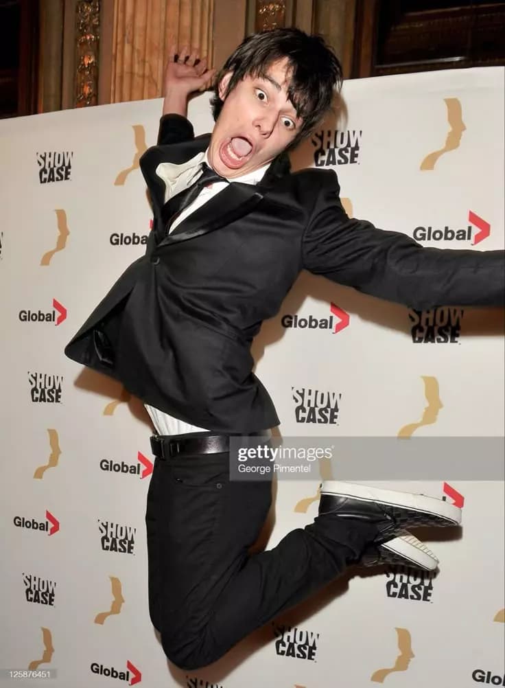 Devon bostick thumbnail