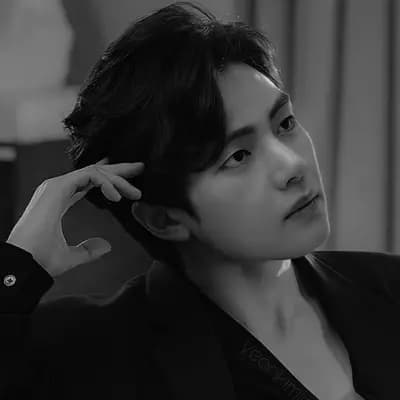 Kim Taehyung thumbnail