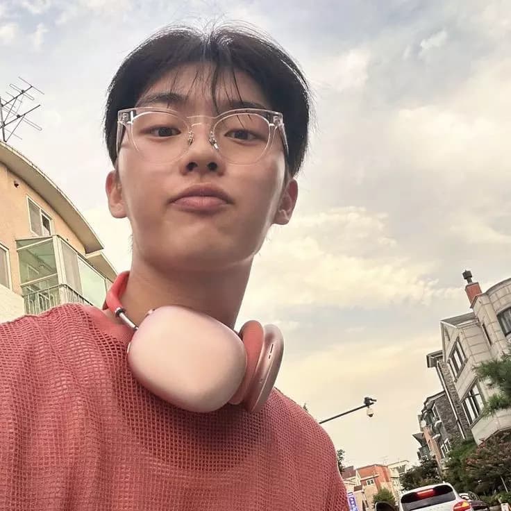Choi Hyun-Wook thumbnail