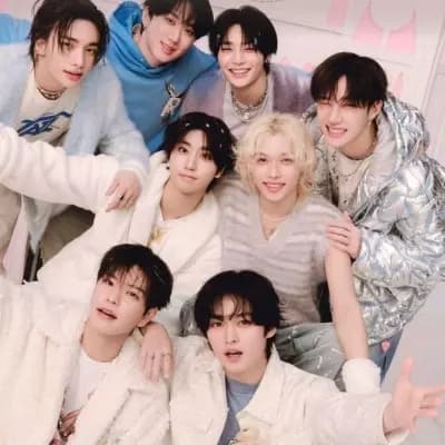 Stray kids no abandoned circus thumbnail