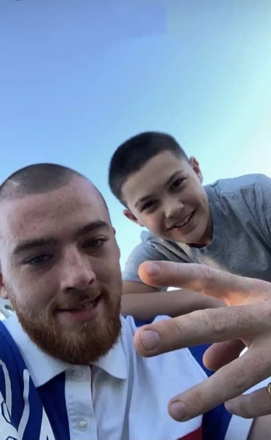 Fezco y ashtray thumbnail