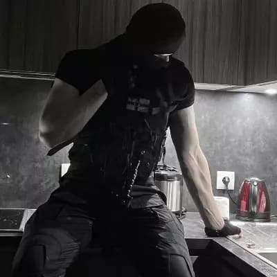 Lieutenant Adrián Schwarz thumbnail