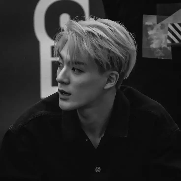 LEE JENO thumbnail