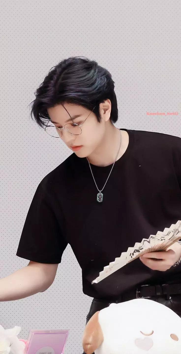 Kim Seungmin  thumbnail
