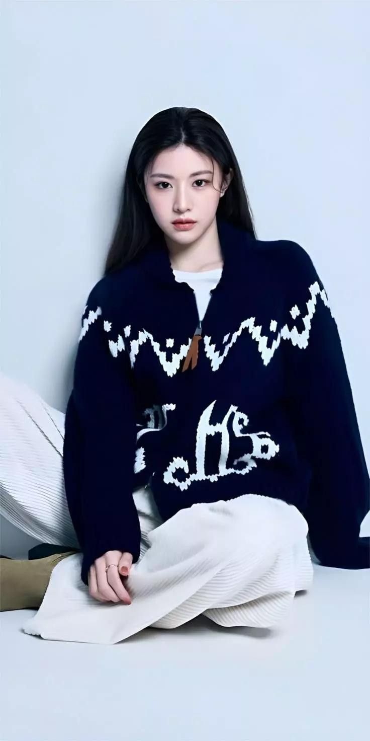 Go Youn-jung  thumbnail