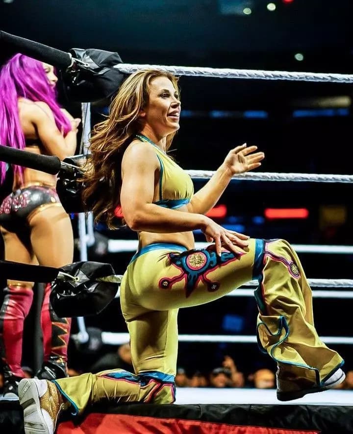 Mickie James  thumbnail