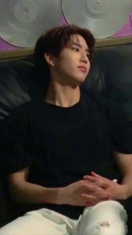 Han jisung  thumbnail
