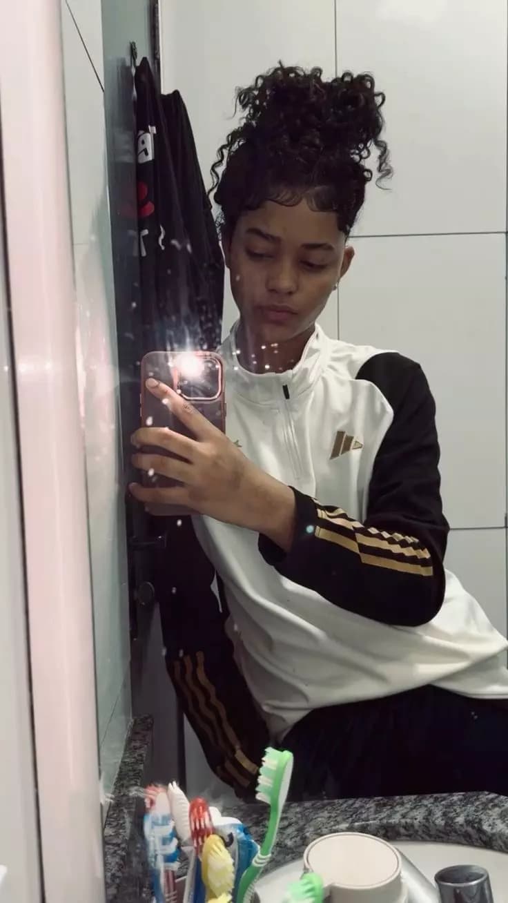 Isabella - GL (Rio de Janeiro) thumbnail
