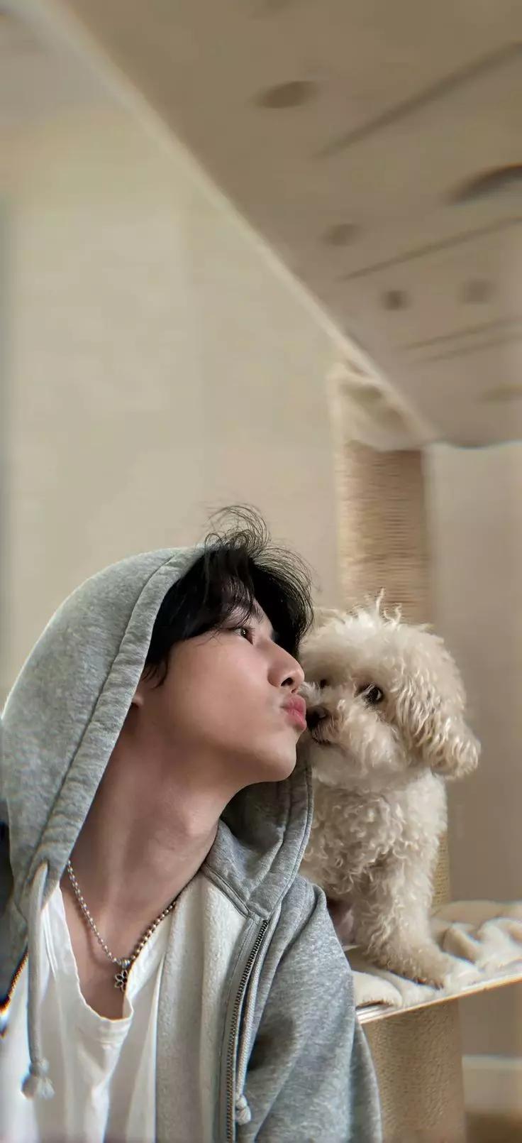 Mark Tuan thumbnail