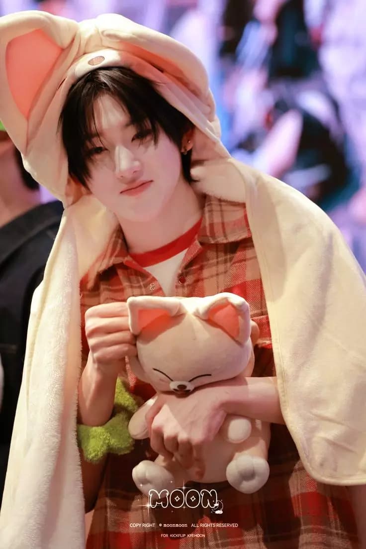 Kyehoon thumbnail