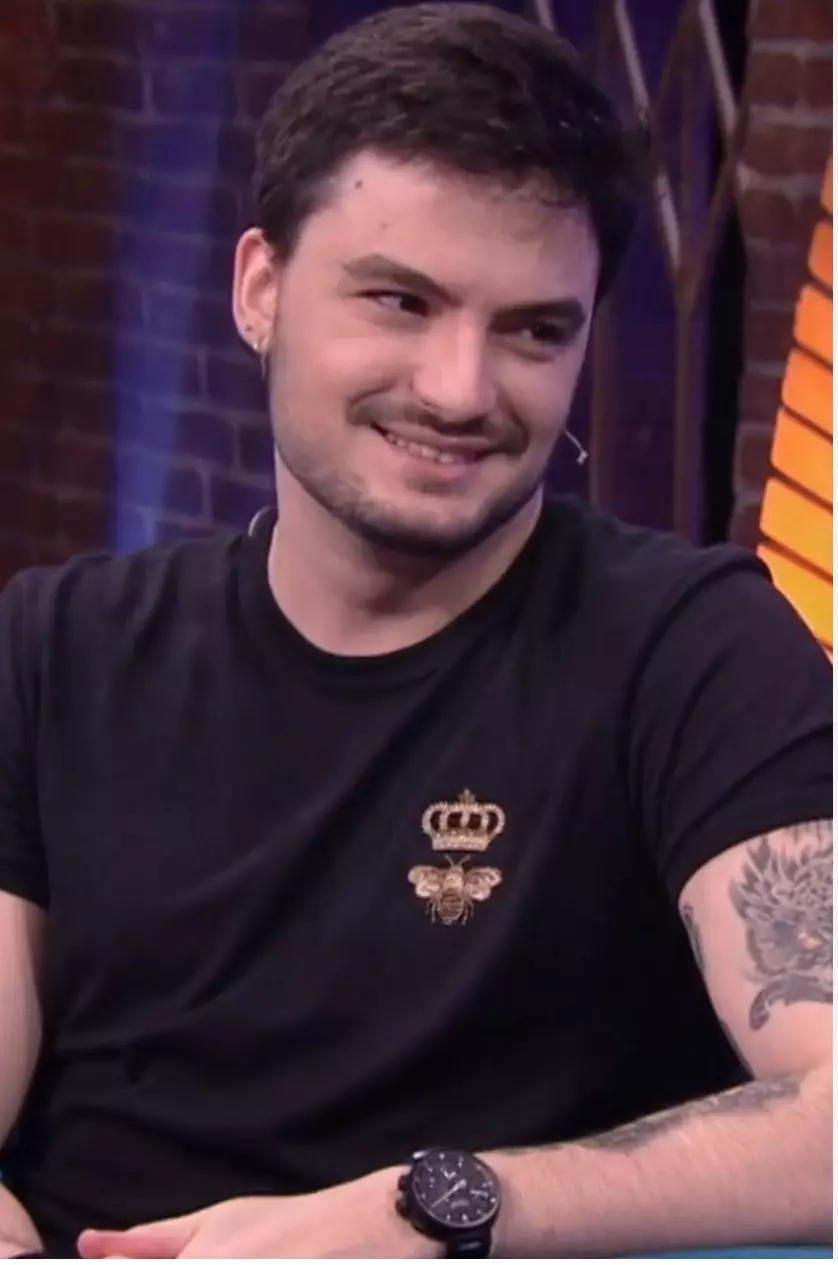 Felipe neto thumbnail