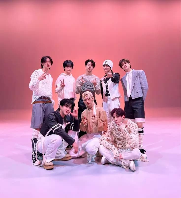 Stray Kids thumbnail